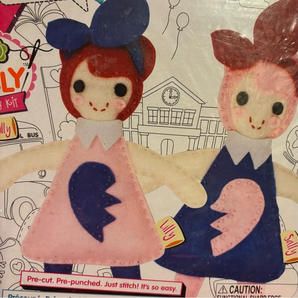 CHLOE CRAFT SEW LOVELY A DOLL DIY KIT SALLY AND LILLY SEALED BOX (NEW)